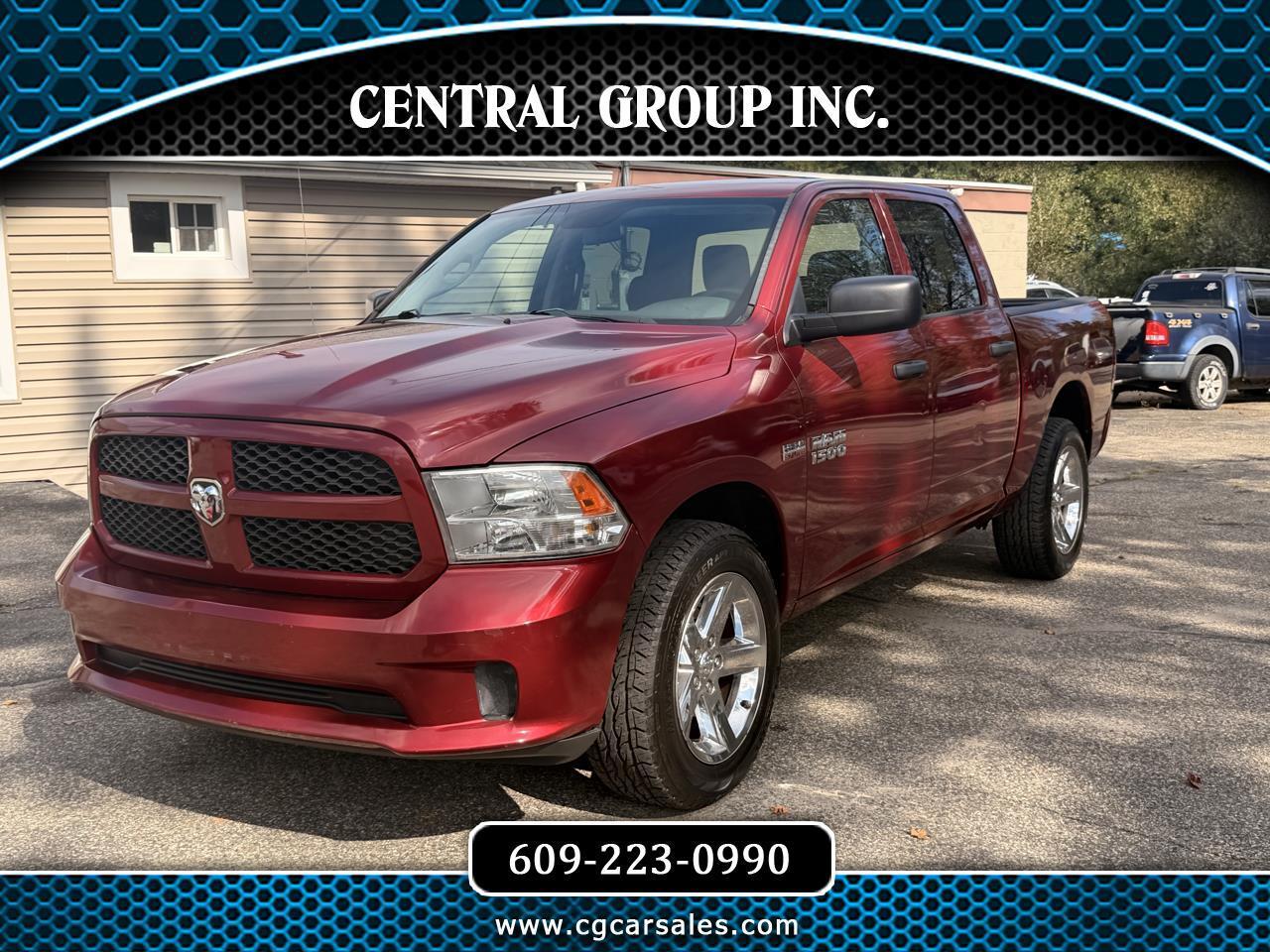 RAM 1500 4WD Crew Cab 140.5" Express 2013