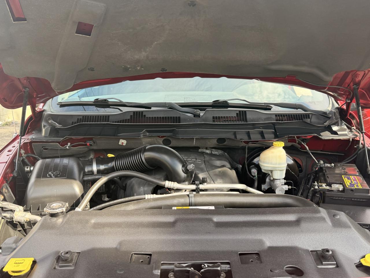 RAM 1500 4WD Crew Cab 140.5" Express 2013