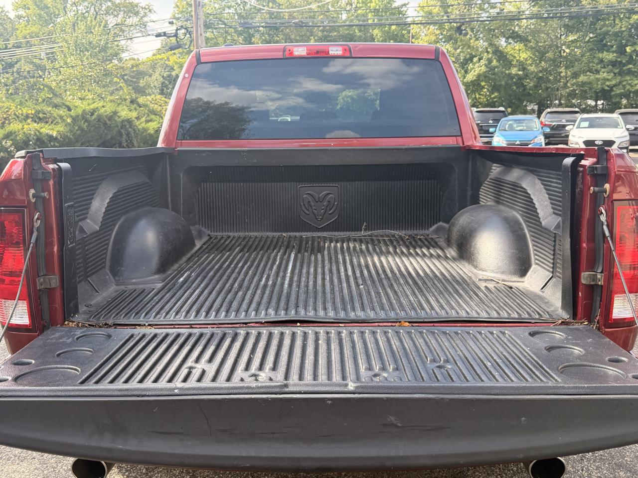RAM 1500 4WD Crew Cab 140.5" Express 2013