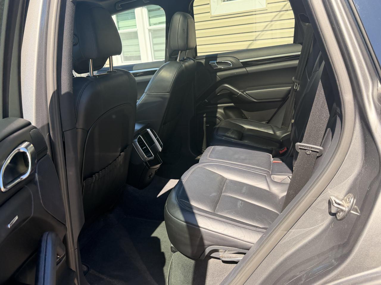 Porsche Cayenne AWD 4dr 2016