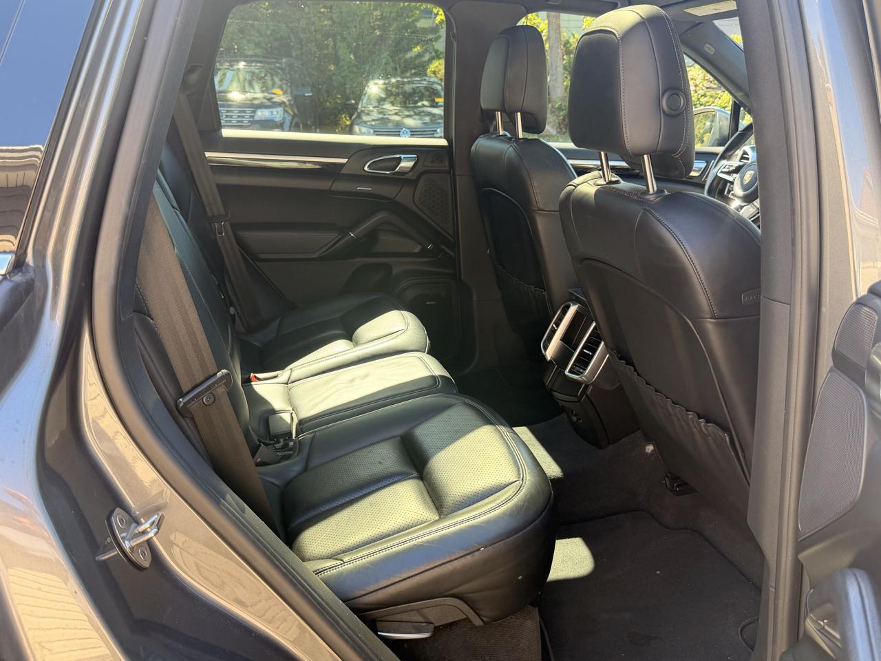 Porsche Cayenne AWD 4dr 2016