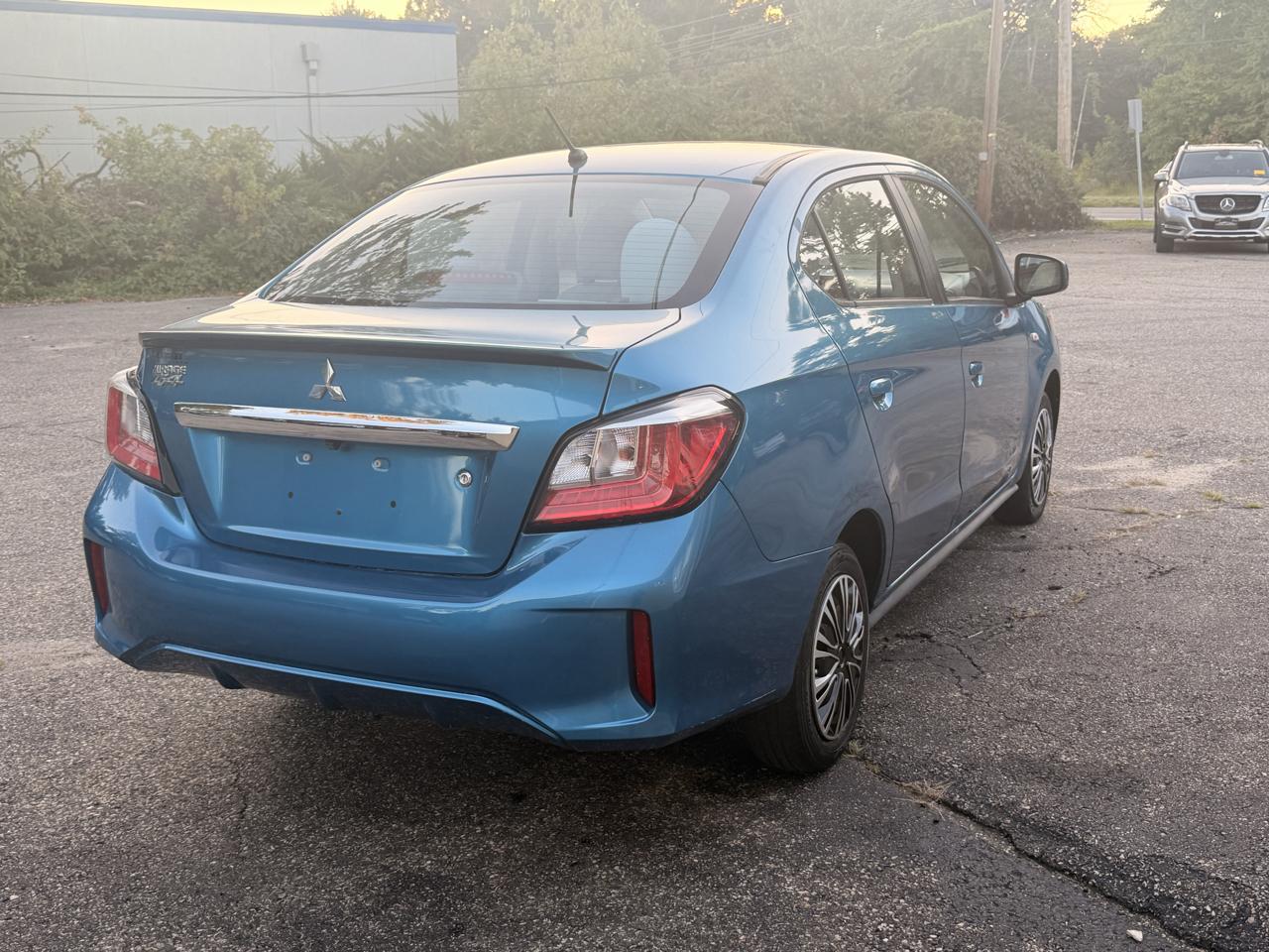 Mitsubishi Mirage G4 Carbonite Edition CVT 2021