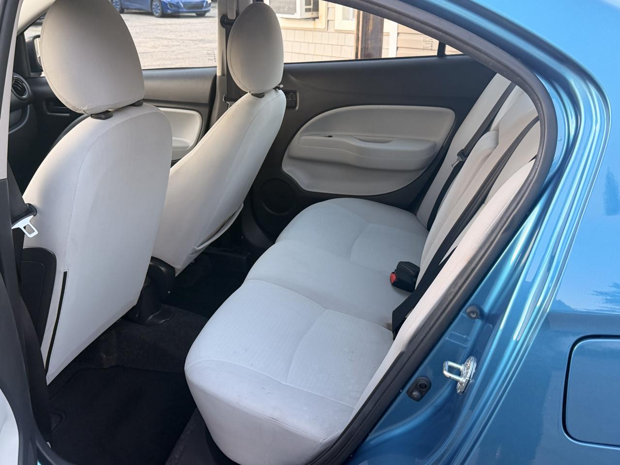 Mitsubishi Mirage G4 Carbonite Edition CVT 2021