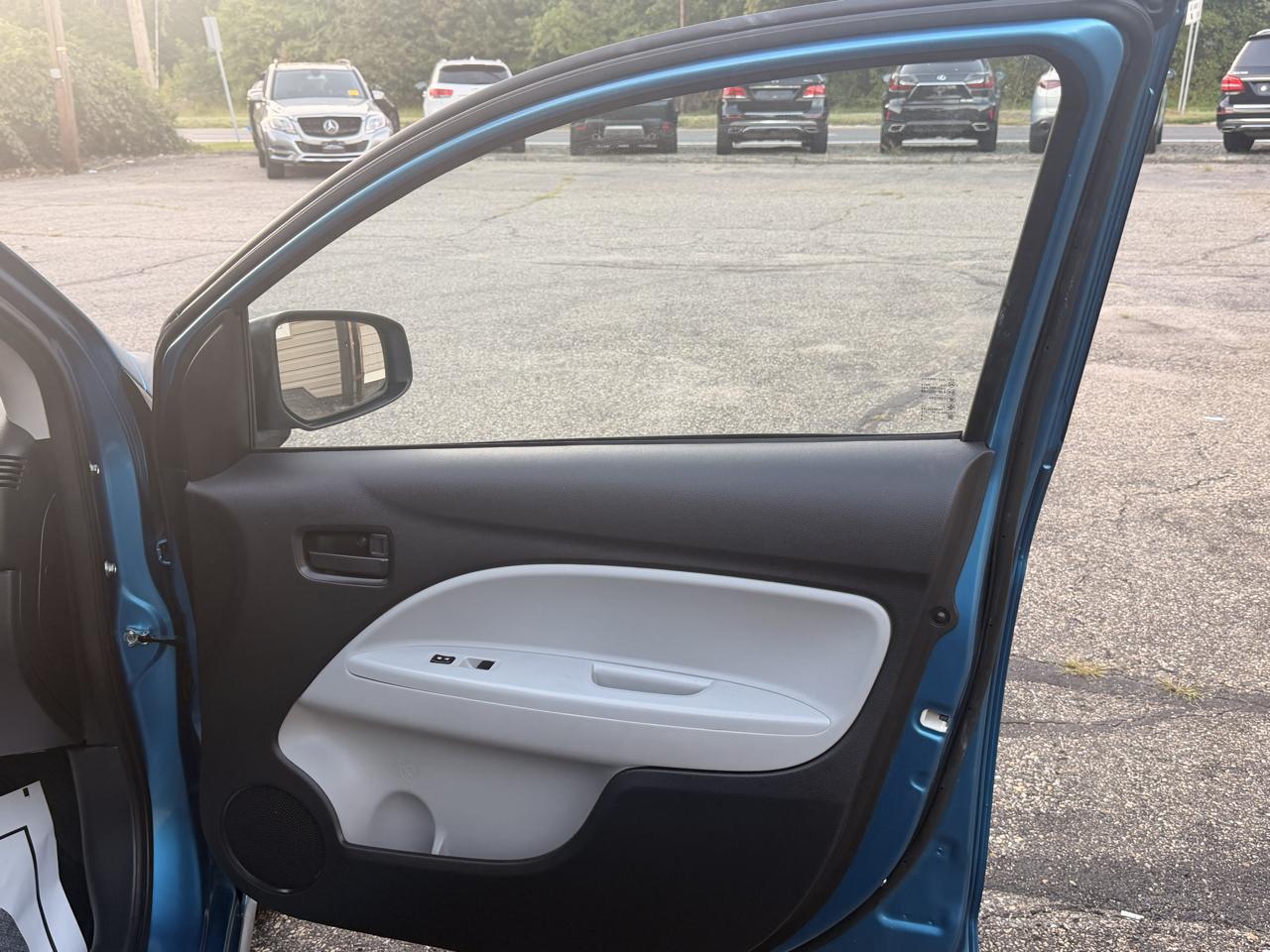 Mitsubishi Mirage G4 Carbonite Edition CVT 2021