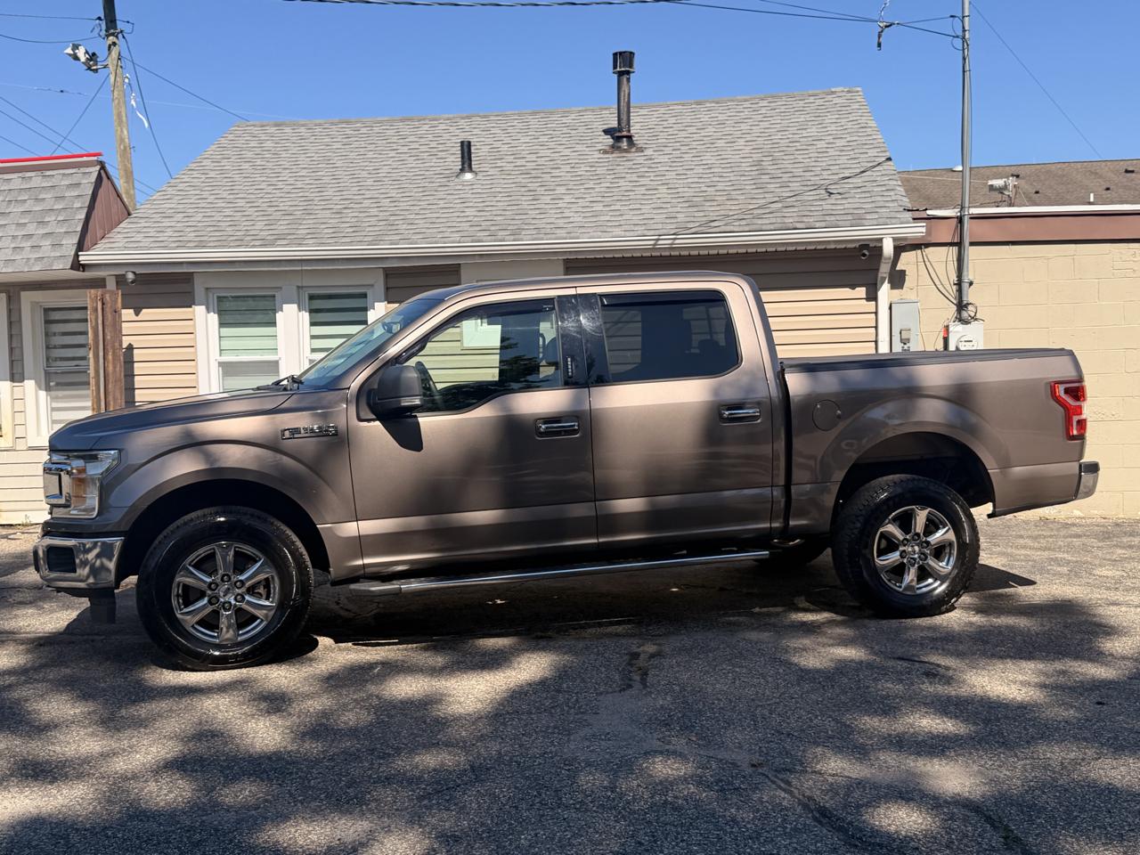 Ford F-150 4WD SuperCab 145" XLT 2018