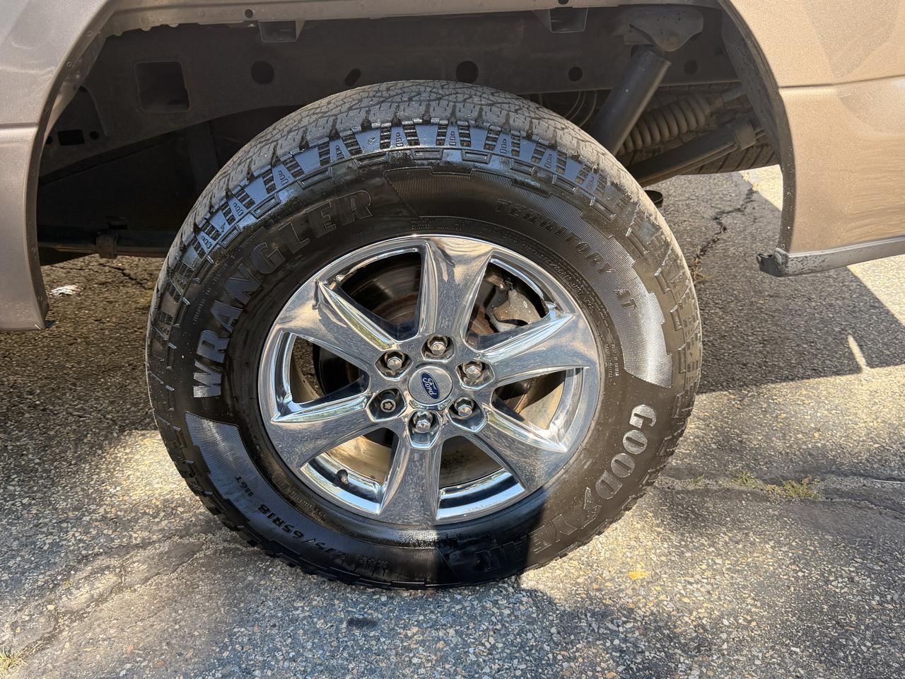 Ford F-150 4WD SuperCab 145" XLT 2018