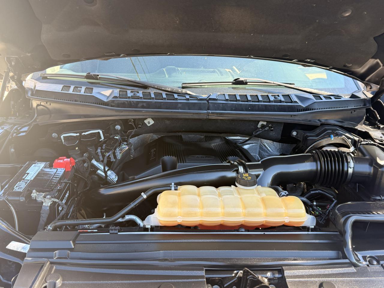 Ford F-150 4WD SuperCab 145" XLT 2018