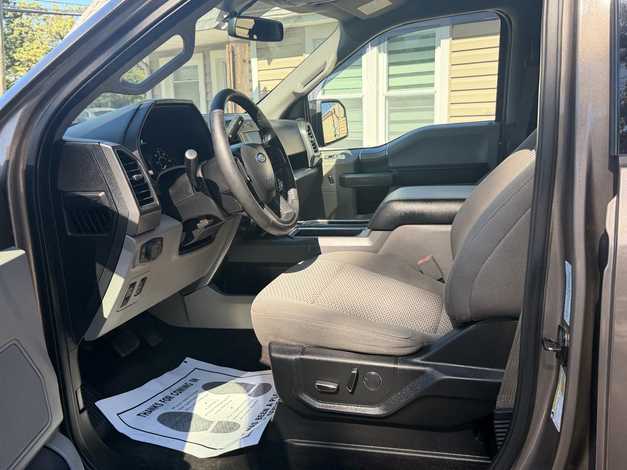 Ford F-150 4WD SuperCab 145" XLT 2018