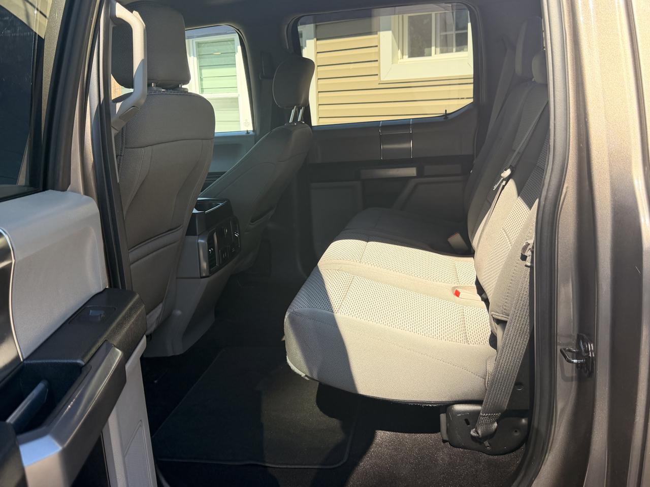 Ford F-150 4WD SuperCab 145" XLT 2018