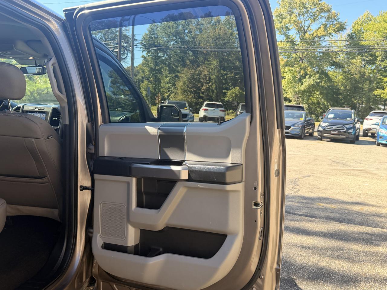 Ford F-150 4WD SuperCab 145" XLT 2018
