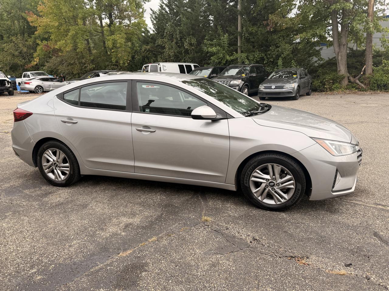 Hyundai Elantra SEL IVT 2020
