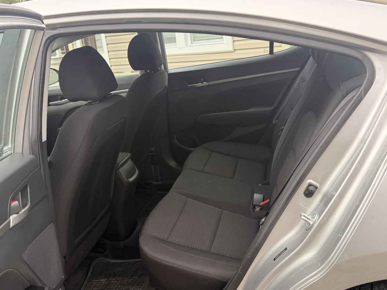 Hyundai Elantra SEL IVT 2020