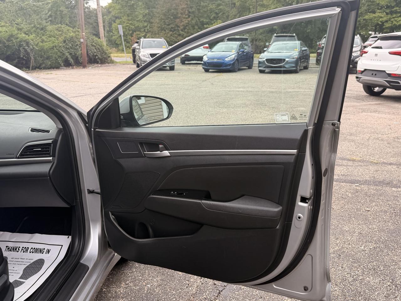 Hyundai Elantra SEL IVT 2020
