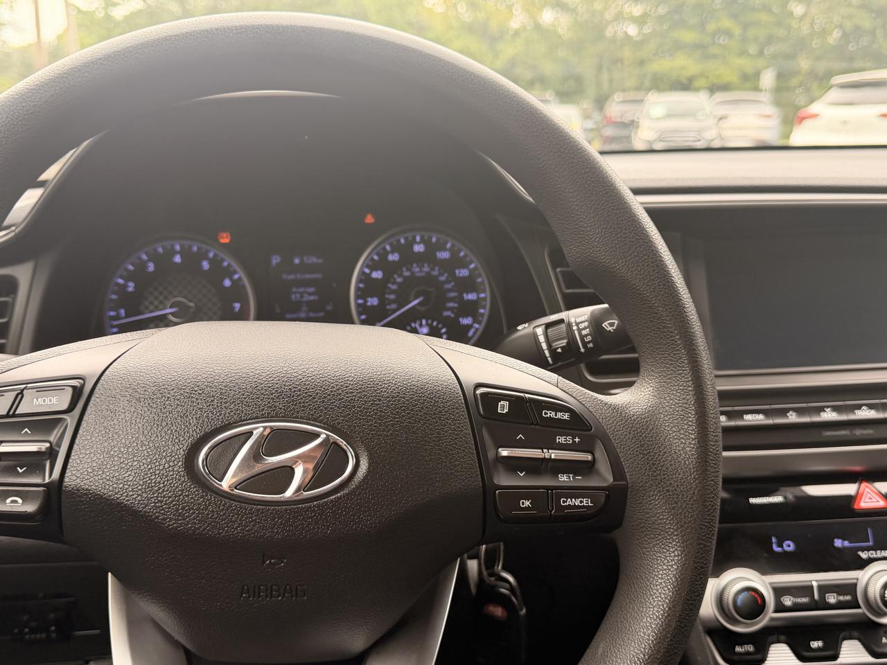 Hyundai Elantra SEL IVT 2020