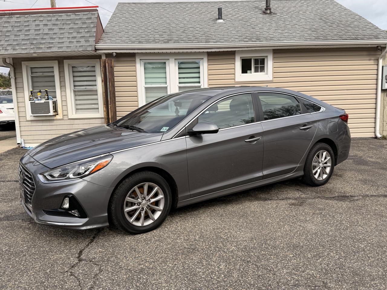 Hyundai Sonata SE 2.4L 2019