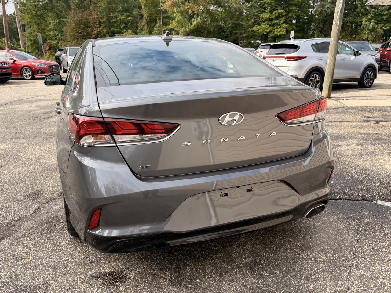 Hyundai Sonata SE 2.4L 2019