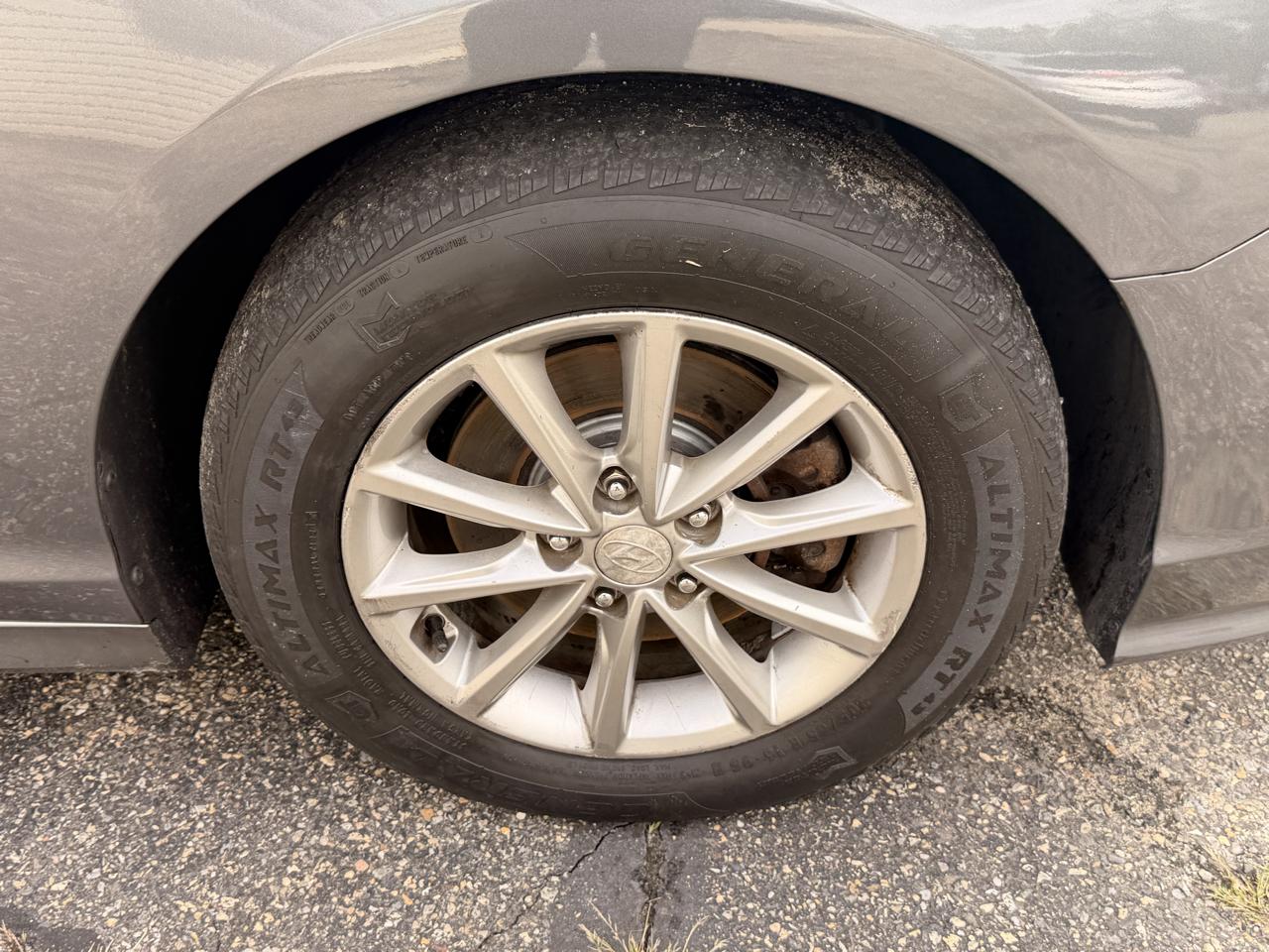 Hyundai Sonata SE 2.4L 2019