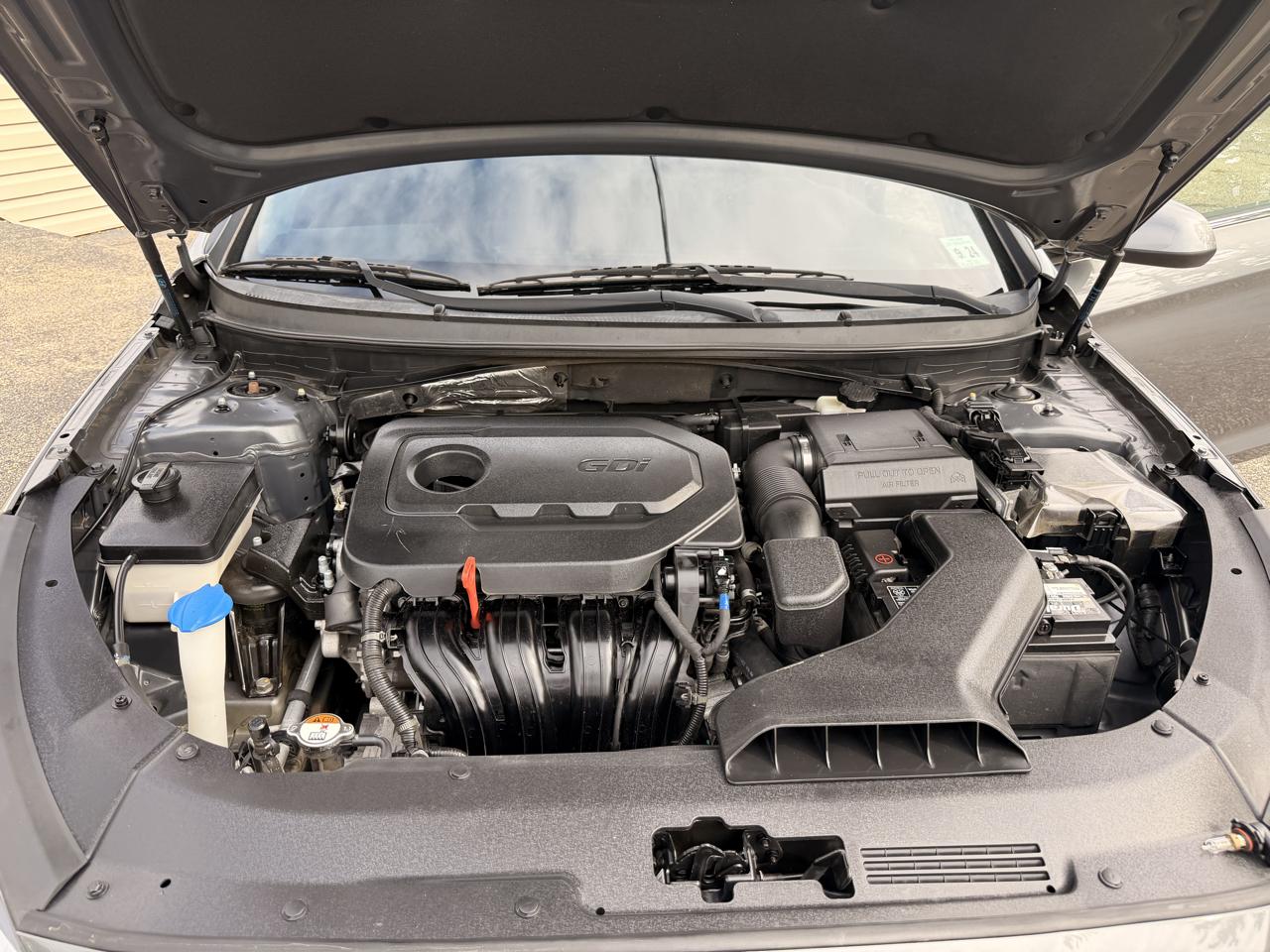 Hyundai Sonata SE 2.4L 2019