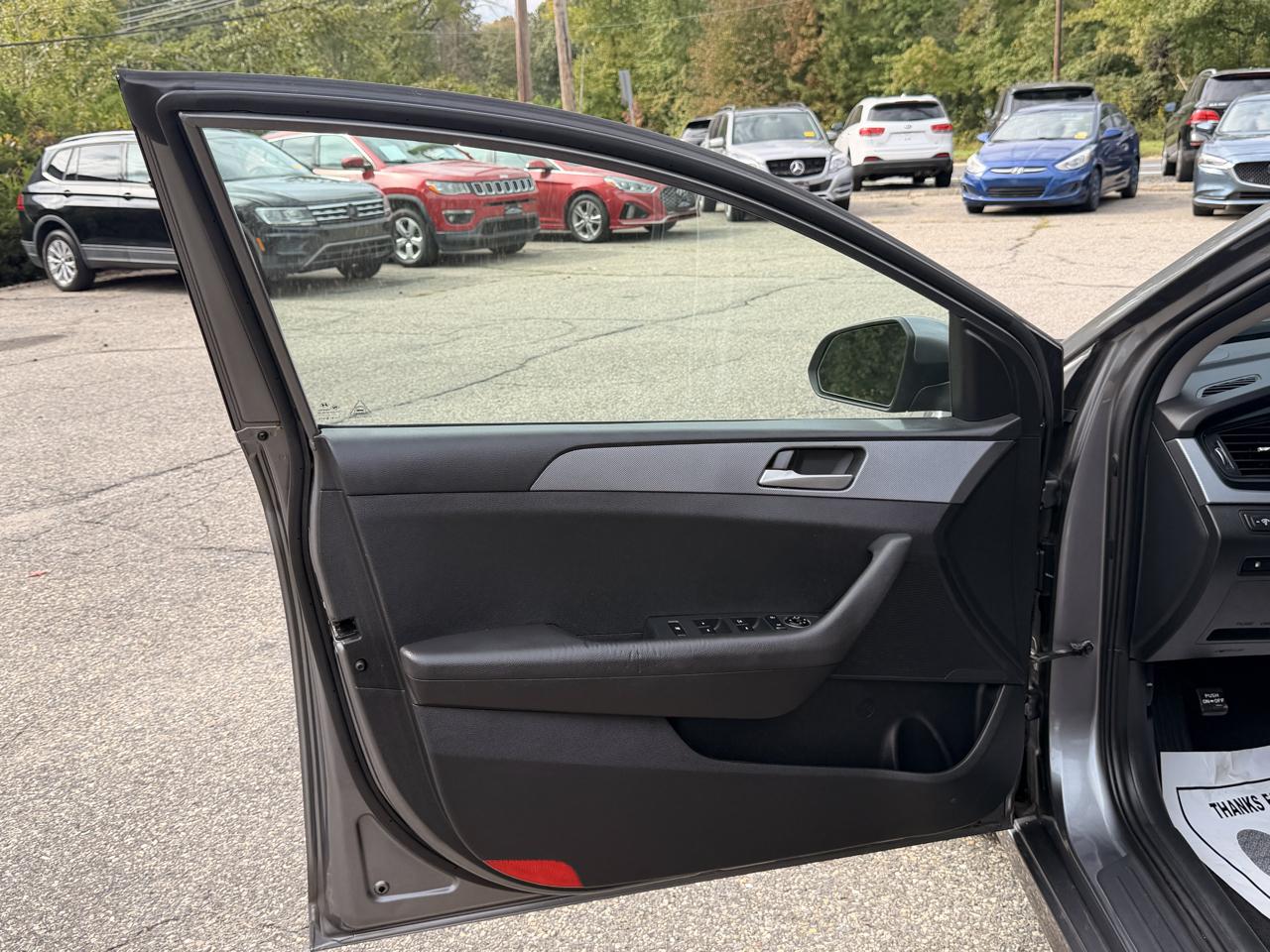 Hyundai Sonata SE 2.4L 2019