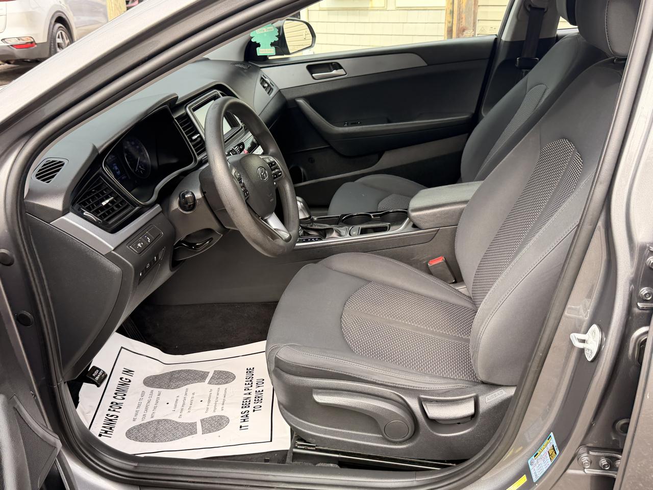Hyundai Sonata SE 2.4L 2019