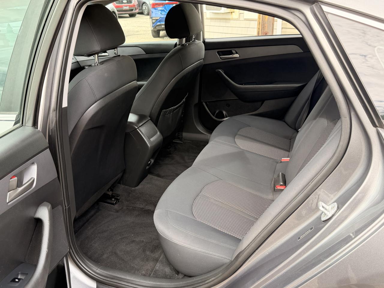 Hyundai Sonata SE 2.4L 2019