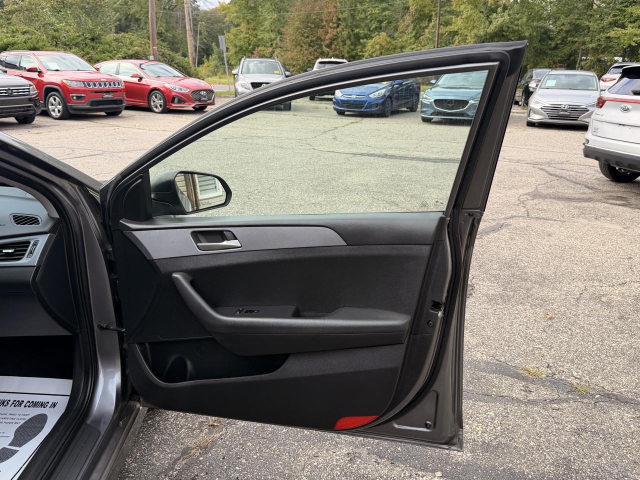 Hyundai Sonata SE 2.4L 2019