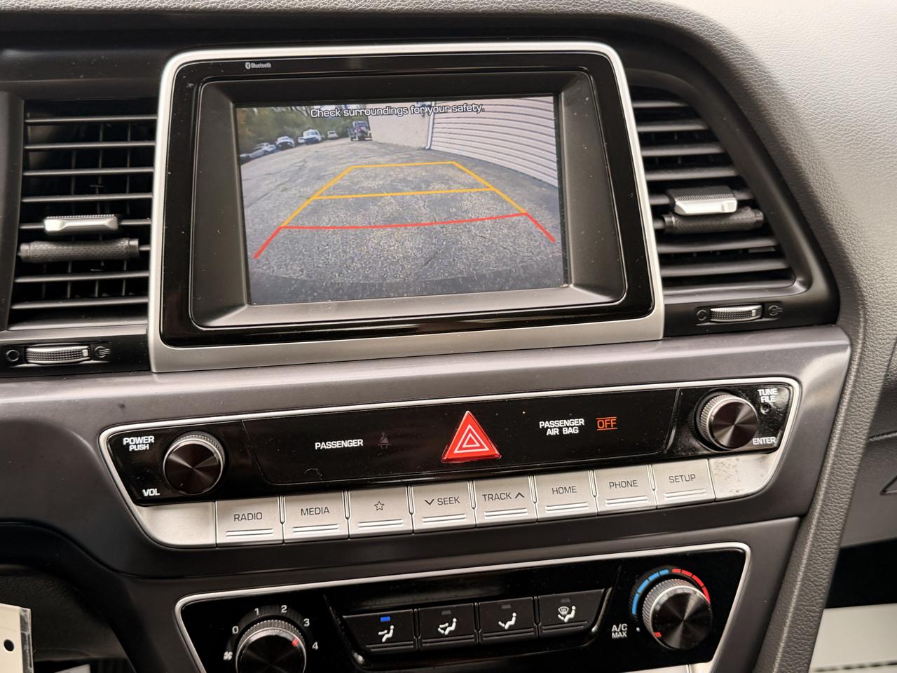 Hyundai Sonata SE 2.4L 2019