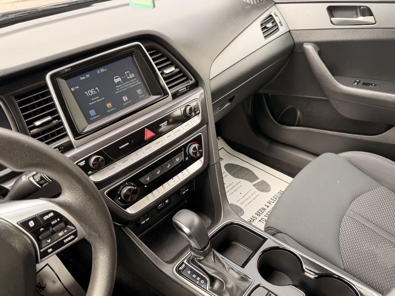 Hyundai Sonata SE 2.4L 2019