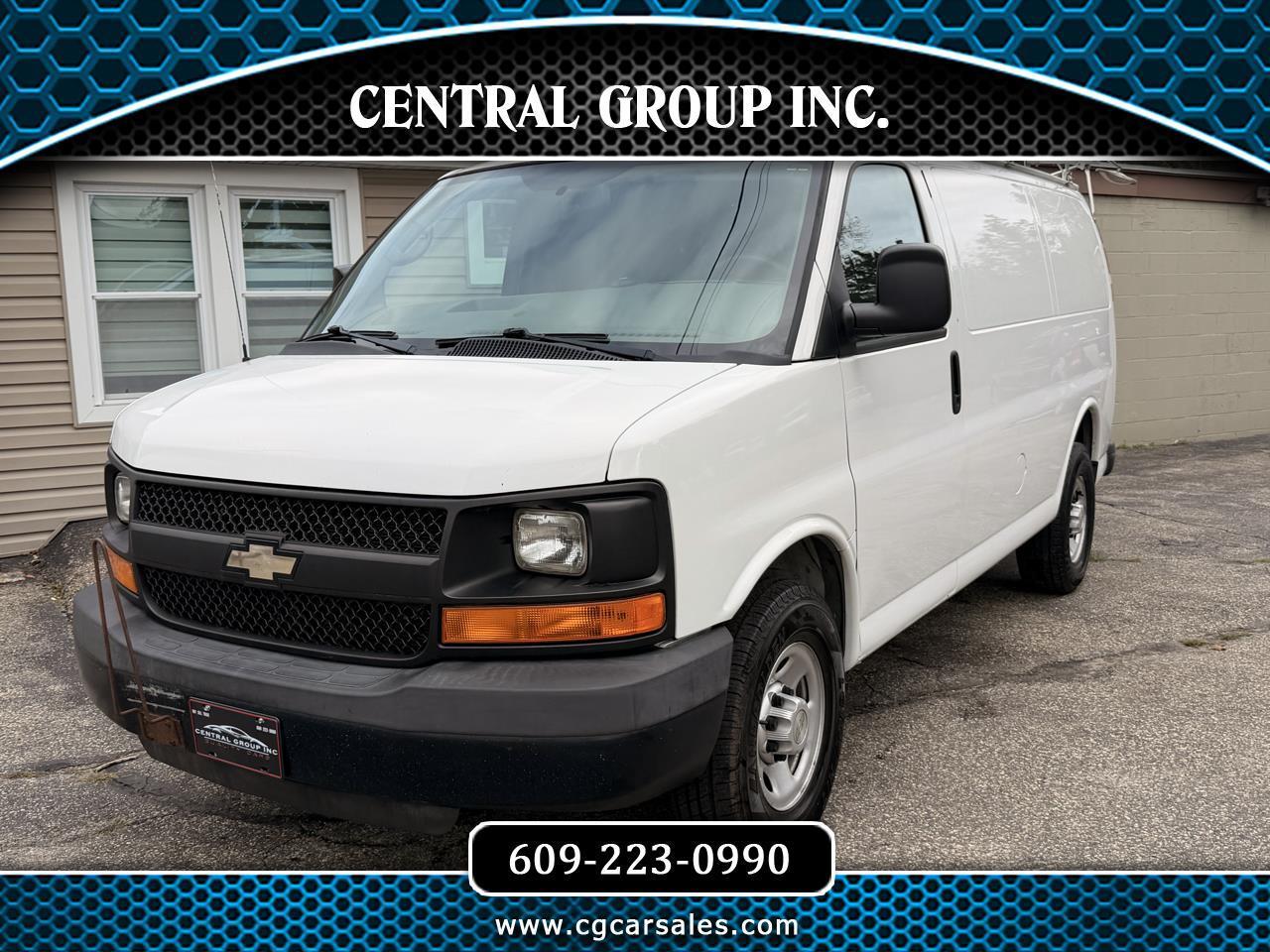 Chevrolet Express Cargo Van RWD 3500 135" 2013
