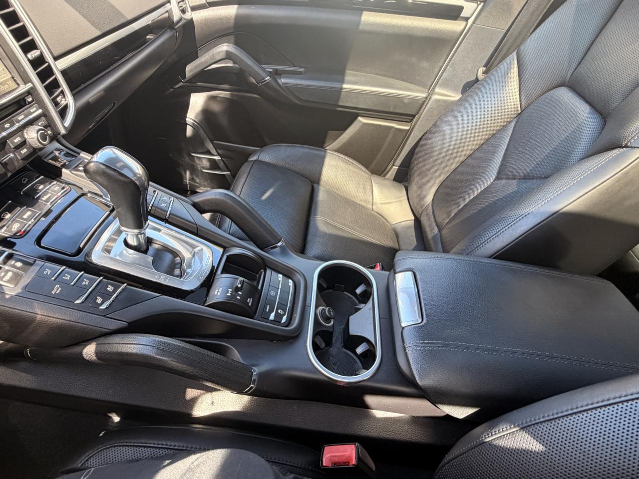 Porsche Cayenne AWD 4dr 2016