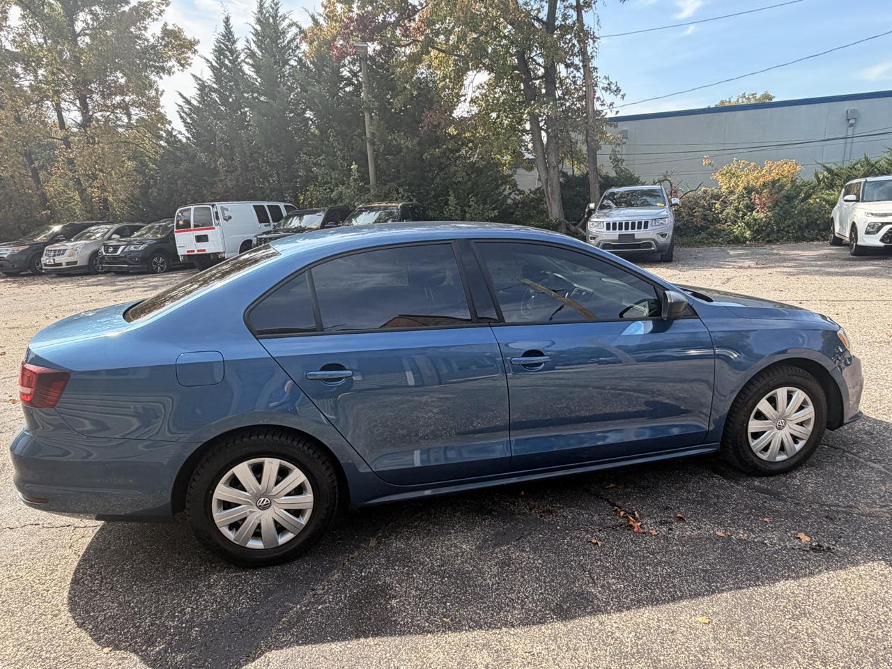 Volkswagen Jetta Sedan 4dr Man 1.4T S 2016