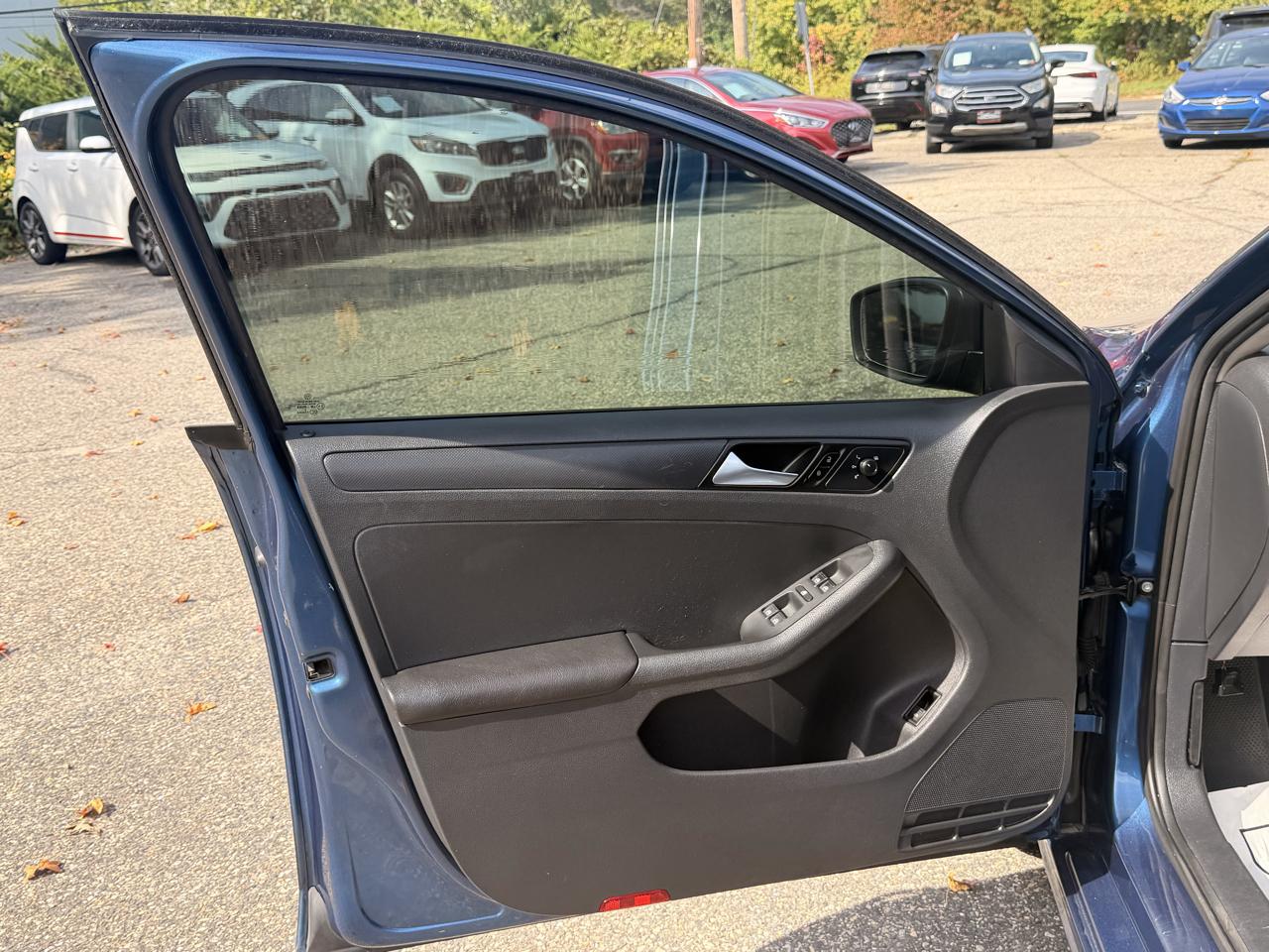 Volkswagen Jetta Sedan 4dr Man 1.4T S 2016