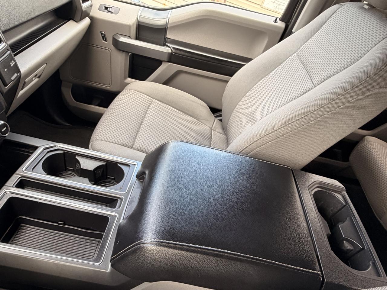 Ford F-150 4WD SuperCrew 145" XLT 2016