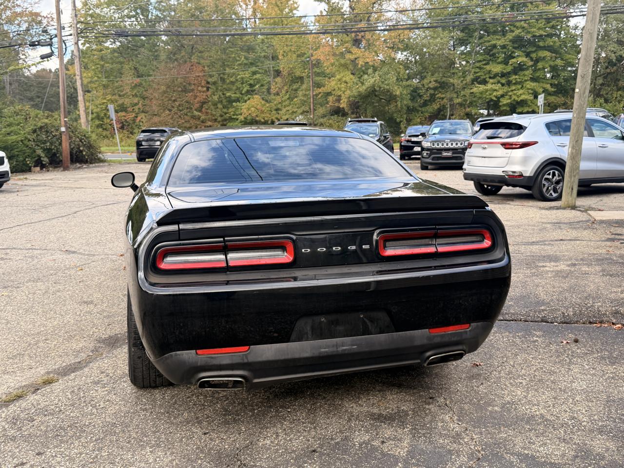 Dodge Challenger 2dr Cpe SXT 2016