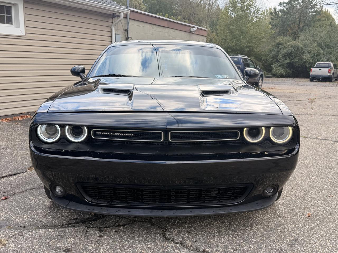 Dodge Challenger 2dr Cpe SXT 2016