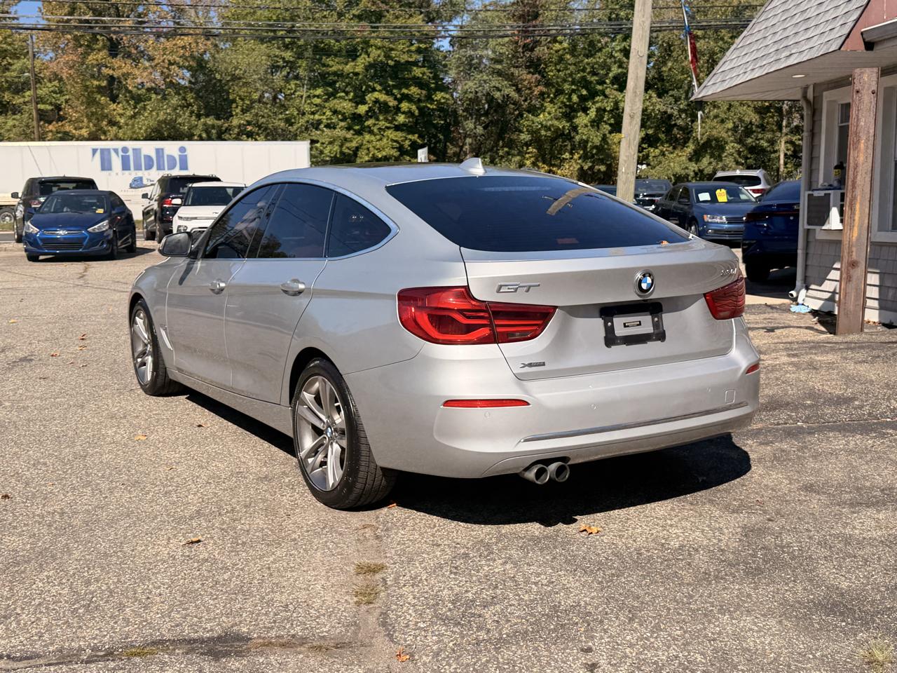 BMW 3 Series 330i xDrive Gran Turismo 2018