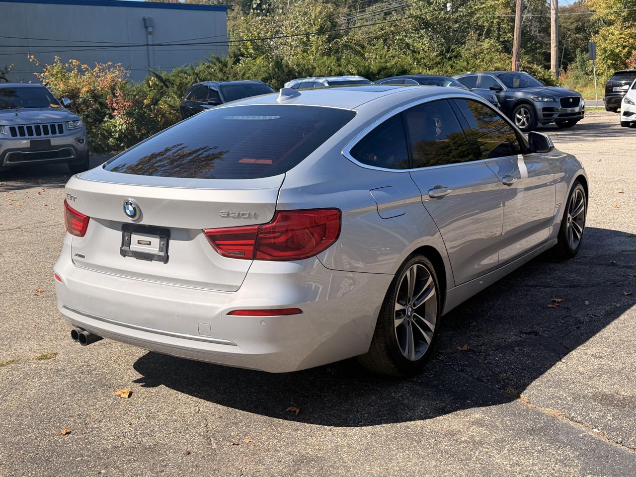 BMW 3 Series 330i xDrive Gran Turismo 2018