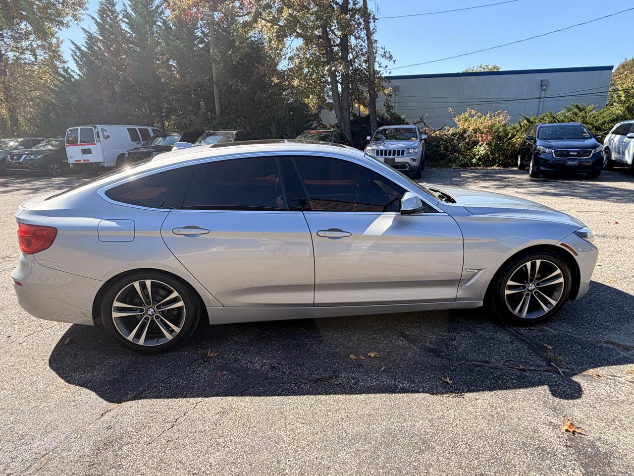 BMW 3 Series 330i xDrive Gran Turismo 2018