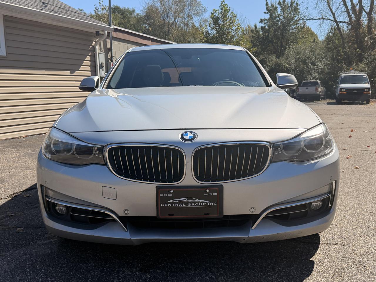 BMW 3 Series 330i xDrive Gran Turismo 2018