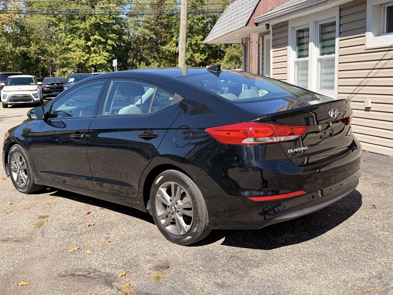 Hyundai Elantra SE 2.0L Auto (Alabama) 2017