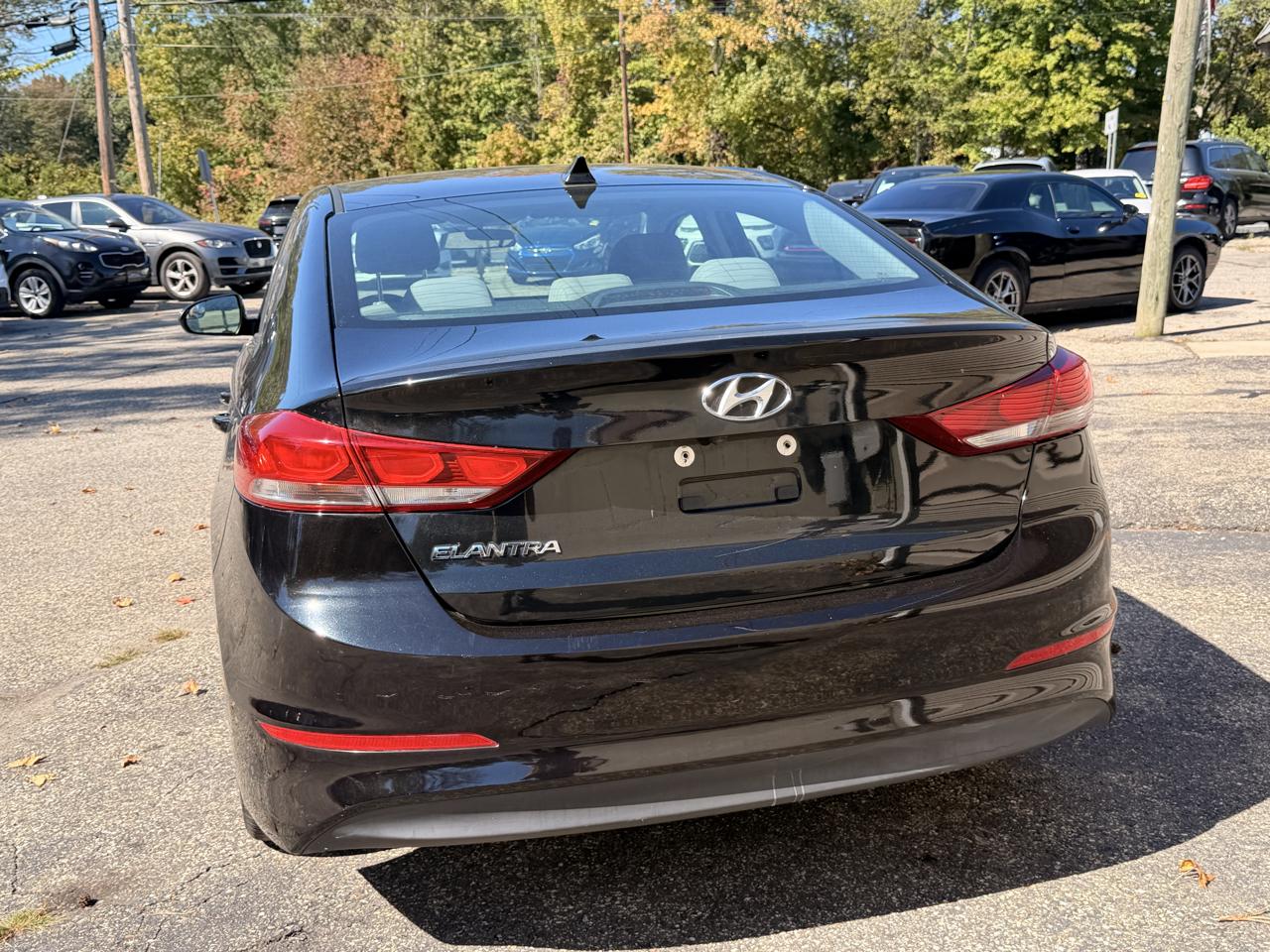 Hyundai Elantra SE 2.0L Auto (Alabama) 2017