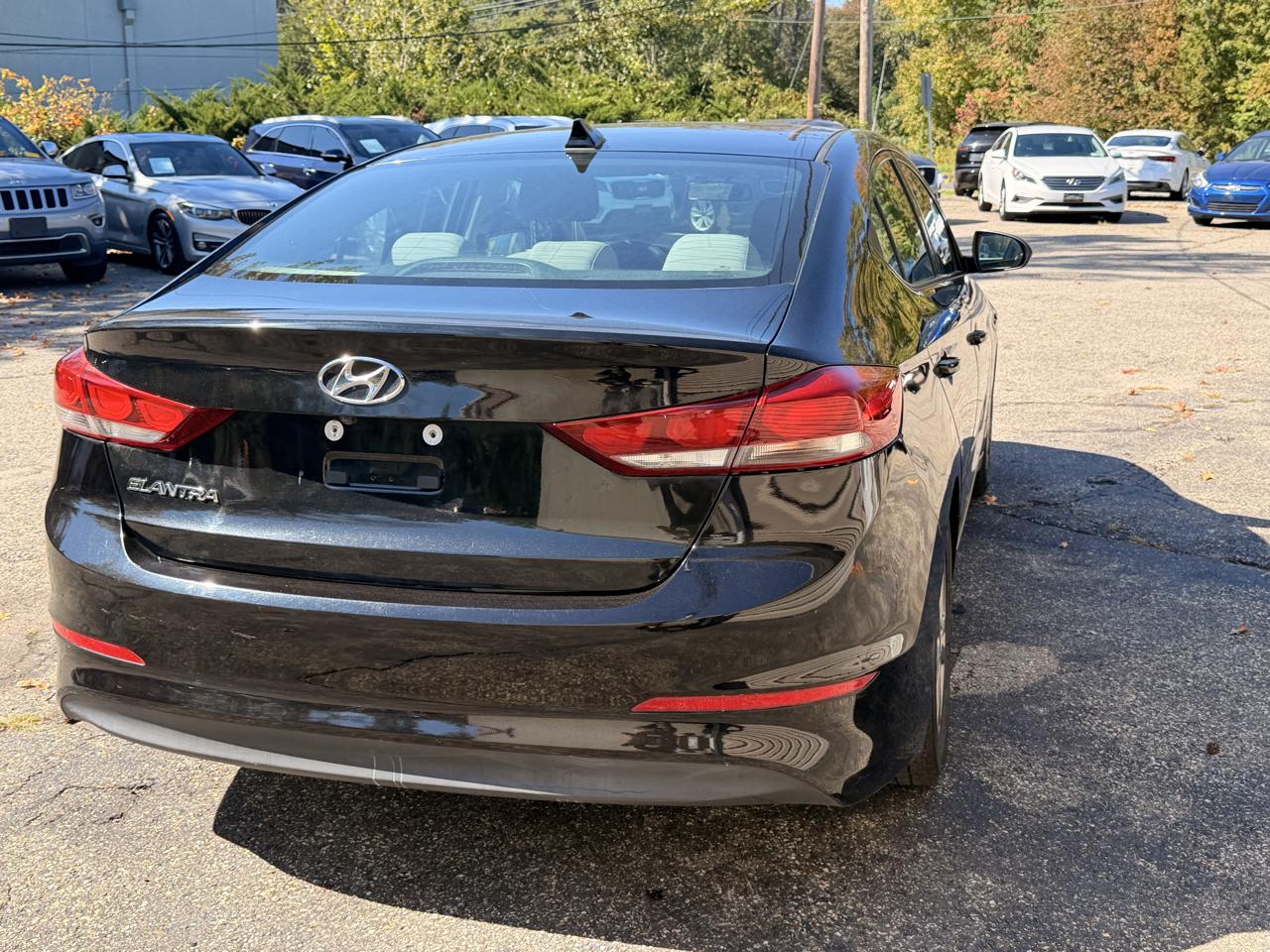 Hyundai Elantra SE 2.0L Auto (Alabama) 2017
