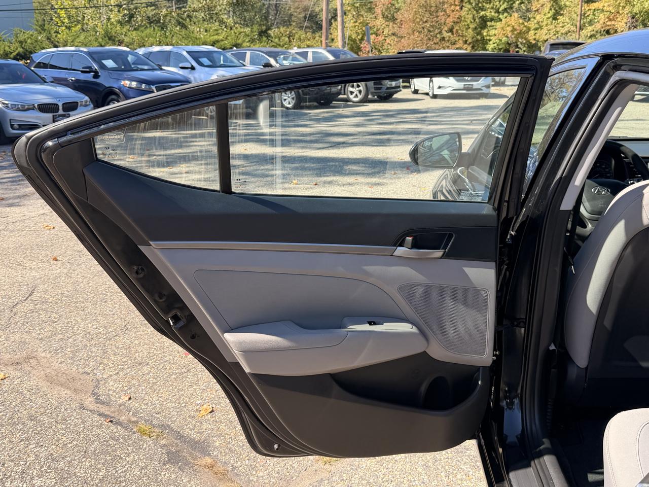 Hyundai Elantra SE 2.0L Auto (Alabama) 2017