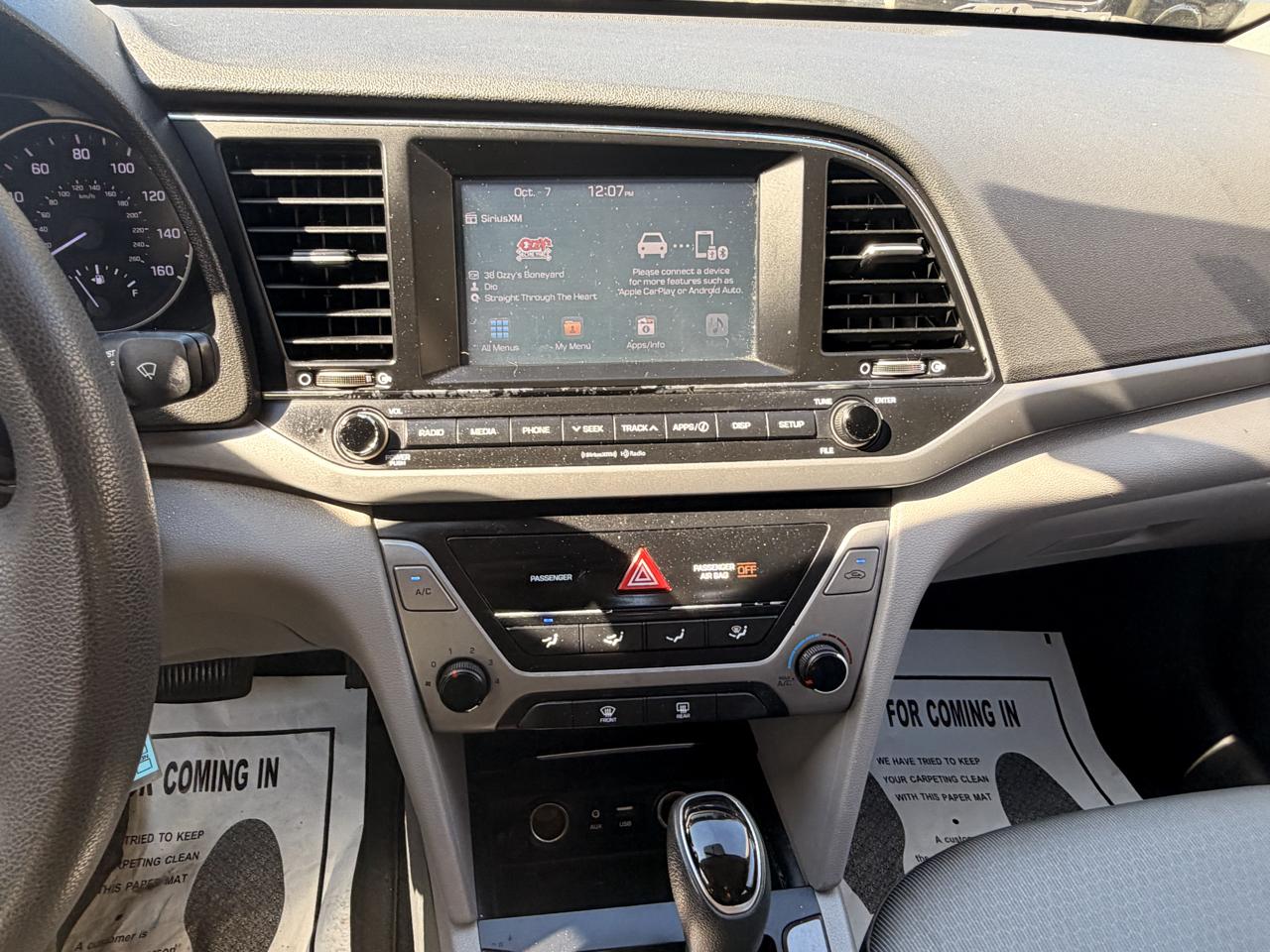 Hyundai Elantra SE 2.0L Auto (Alabama) 2017