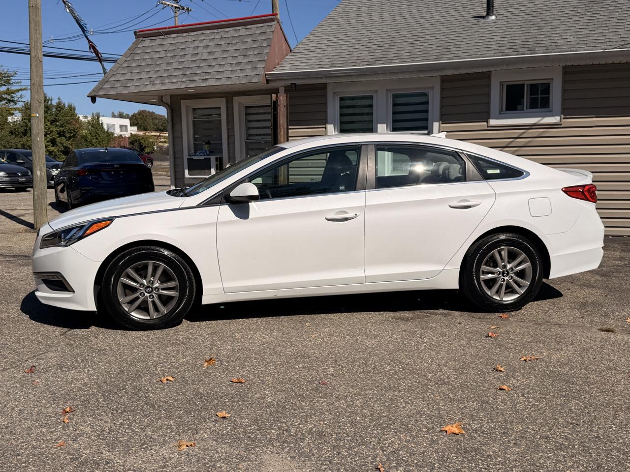 Hyundai Sonata 4dr Sdn 2.4L SE PZEV 2015