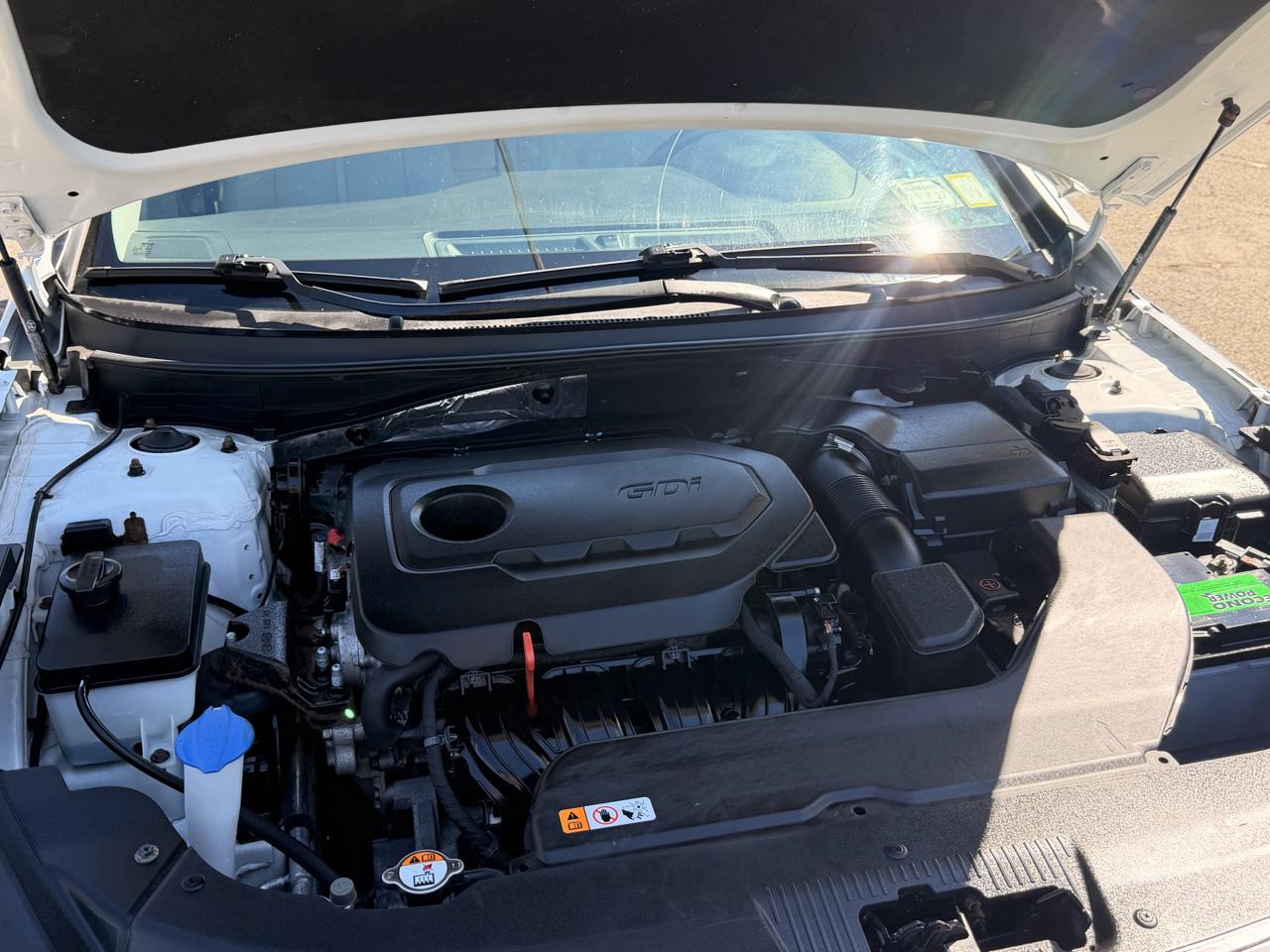 Hyundai Sonata 4dr Sdn 2.4L SE PZEV 2015