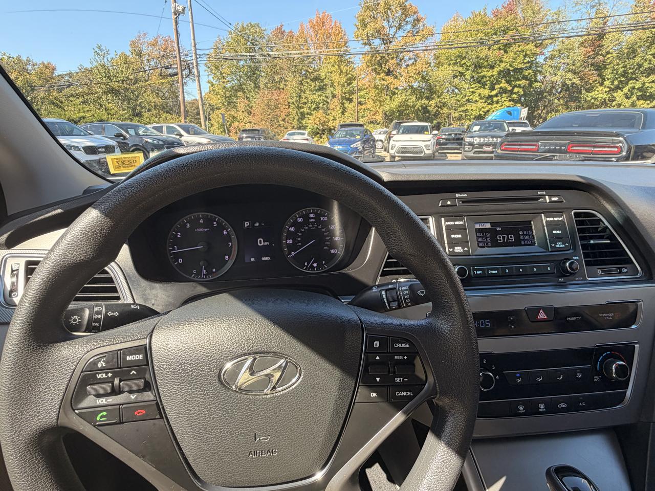 Hyundai Sonata 4dr Sdn 2.4L SE PZEV 2015