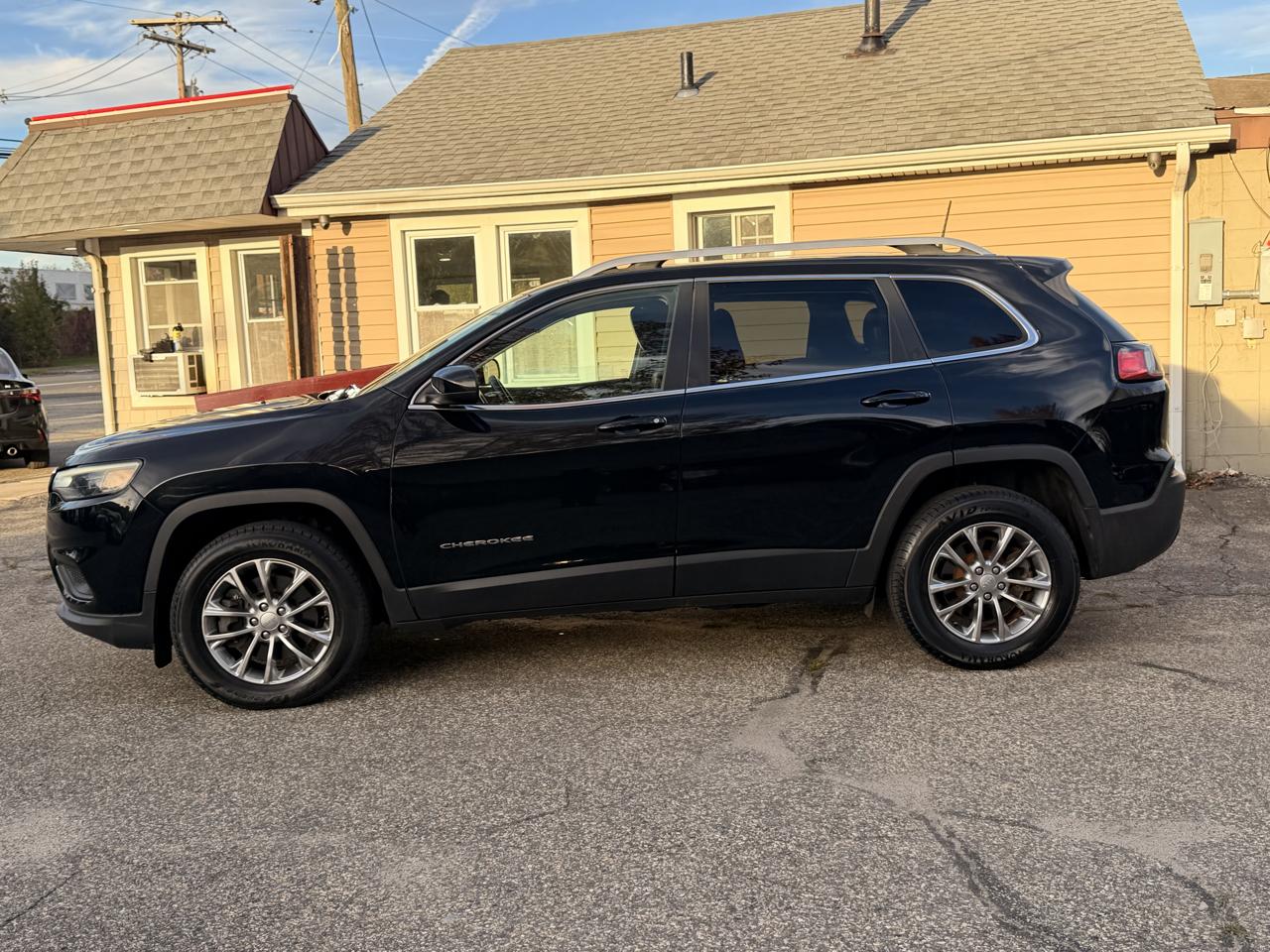 Jeep Cherokee Latitude Plus 4x4 2019