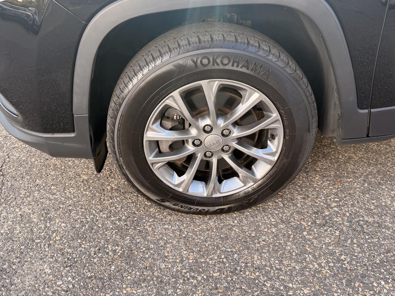 Jeep Cherokee Latitude Plus 4x4 2019