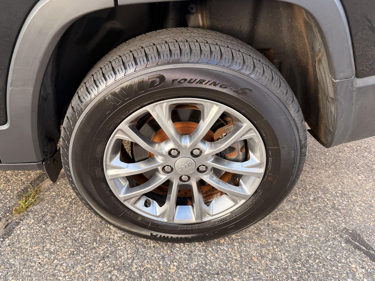 Jeep Cherokee Latitude Plus 4x4 2019